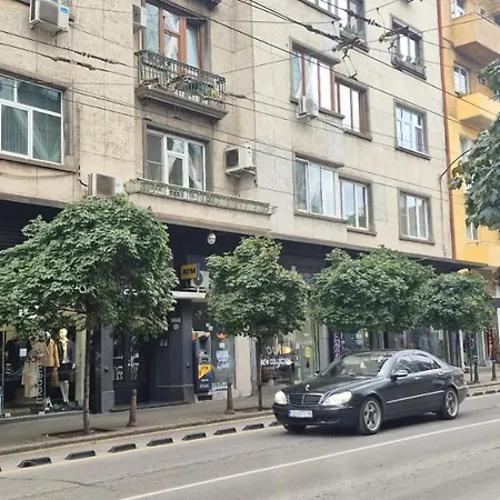 Charming Loft Center