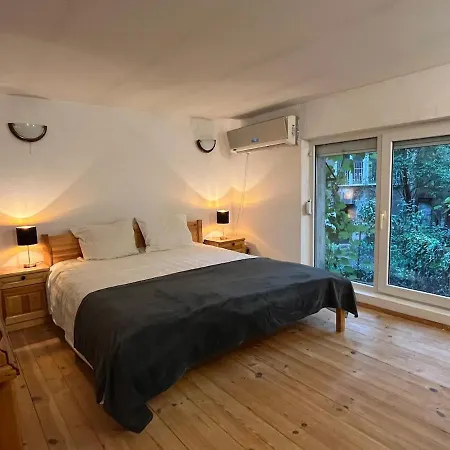 Charming Loft Center